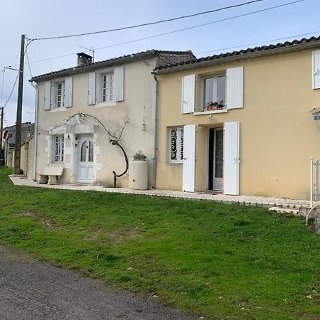 Charmant Studio Meuble Montignac-Charente Eksteriør billede