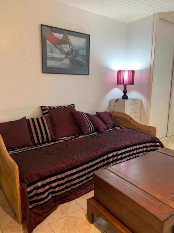 Charmant Studio Meuble Montignac-Charente Eksteriør billede